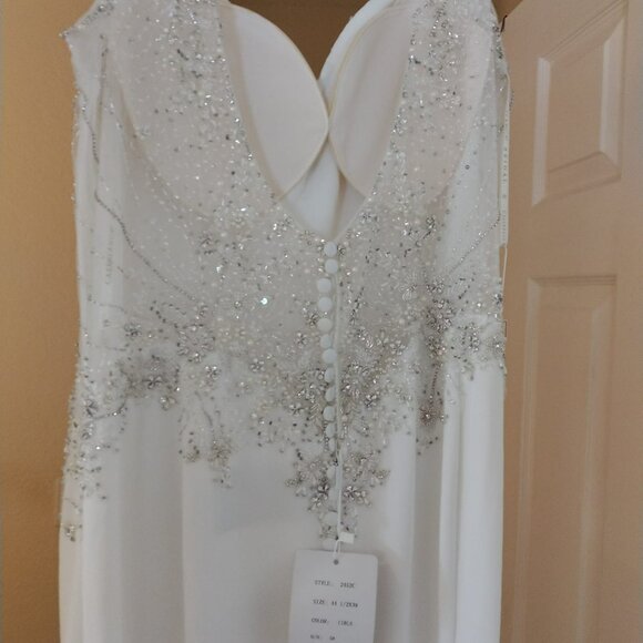New With Tags/ Casablanca Bridal Wedding Dress - Picture 6 of 7